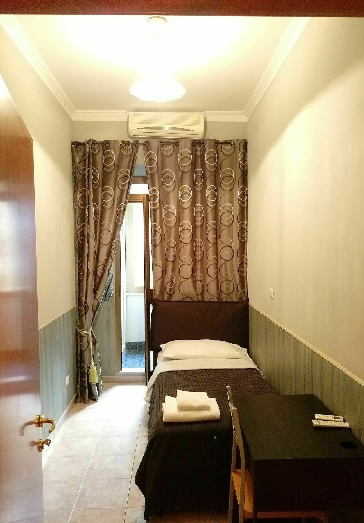 Domus Aurora Guest house